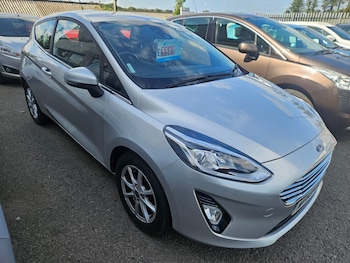 Used Ford Fiesta 2017 for sale - 79606749: Photo