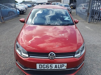 Used Volkswagen Polo 2015 for sale - 79107933: Photo