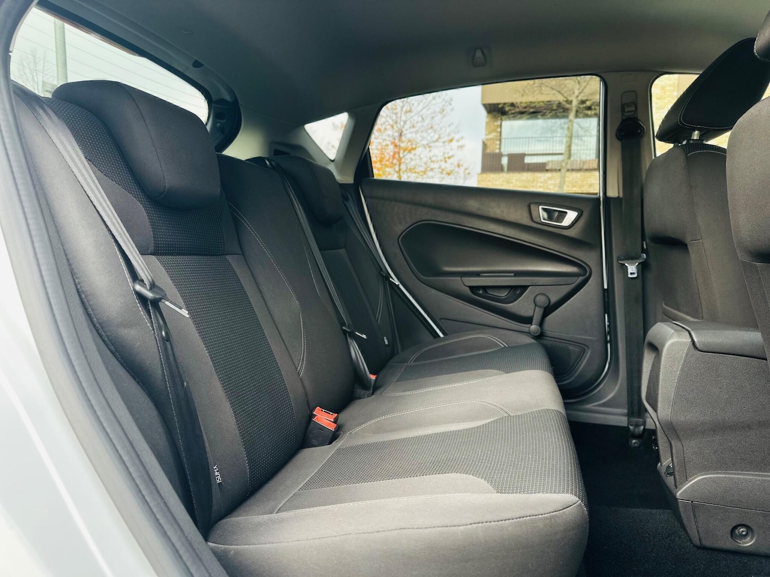 Used Ford Fiesta 2015 for sale - 76539888: Photo 28