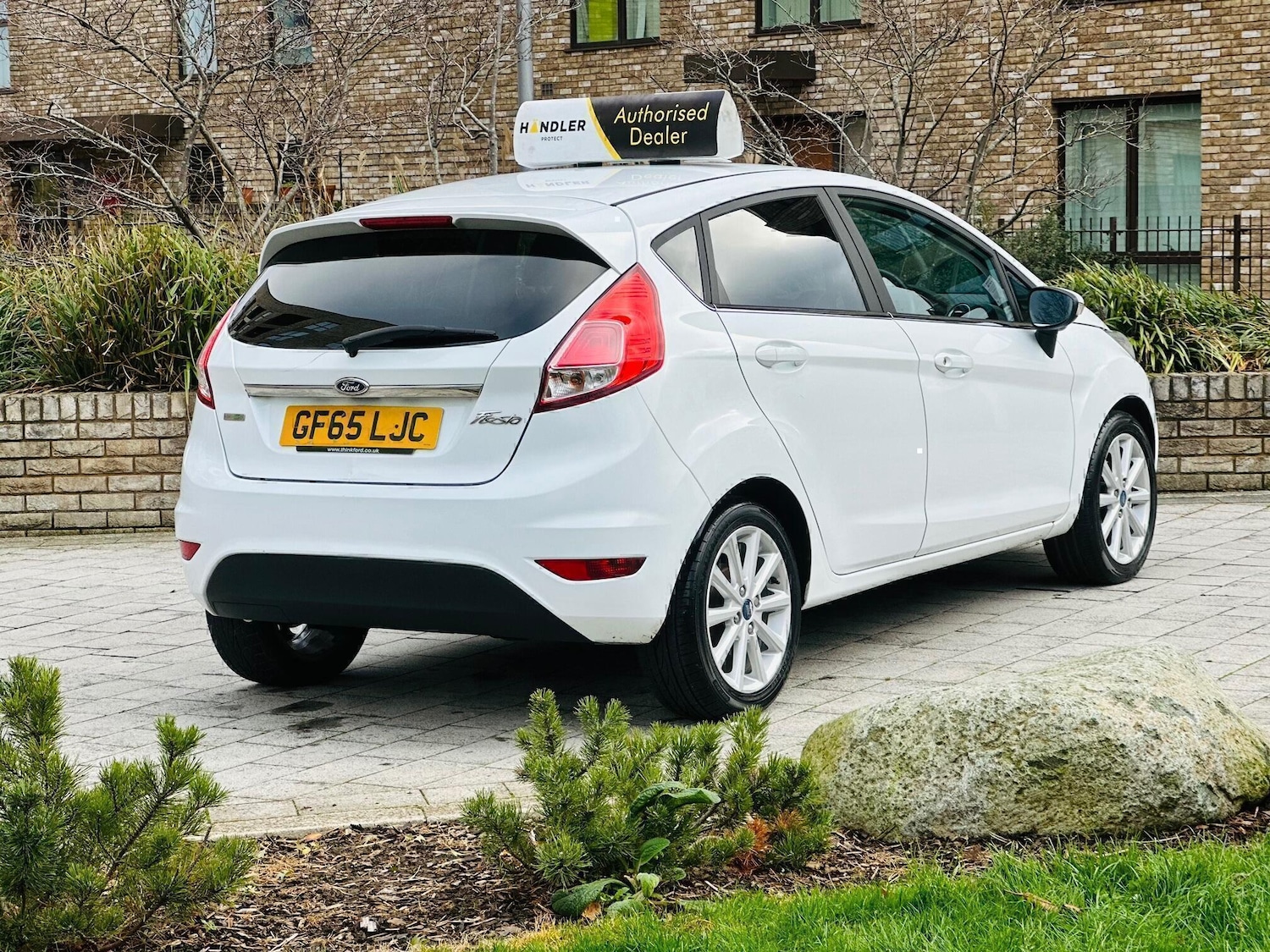 Used Ford Fiesta 2015 for sale - 76539888: Photo 4