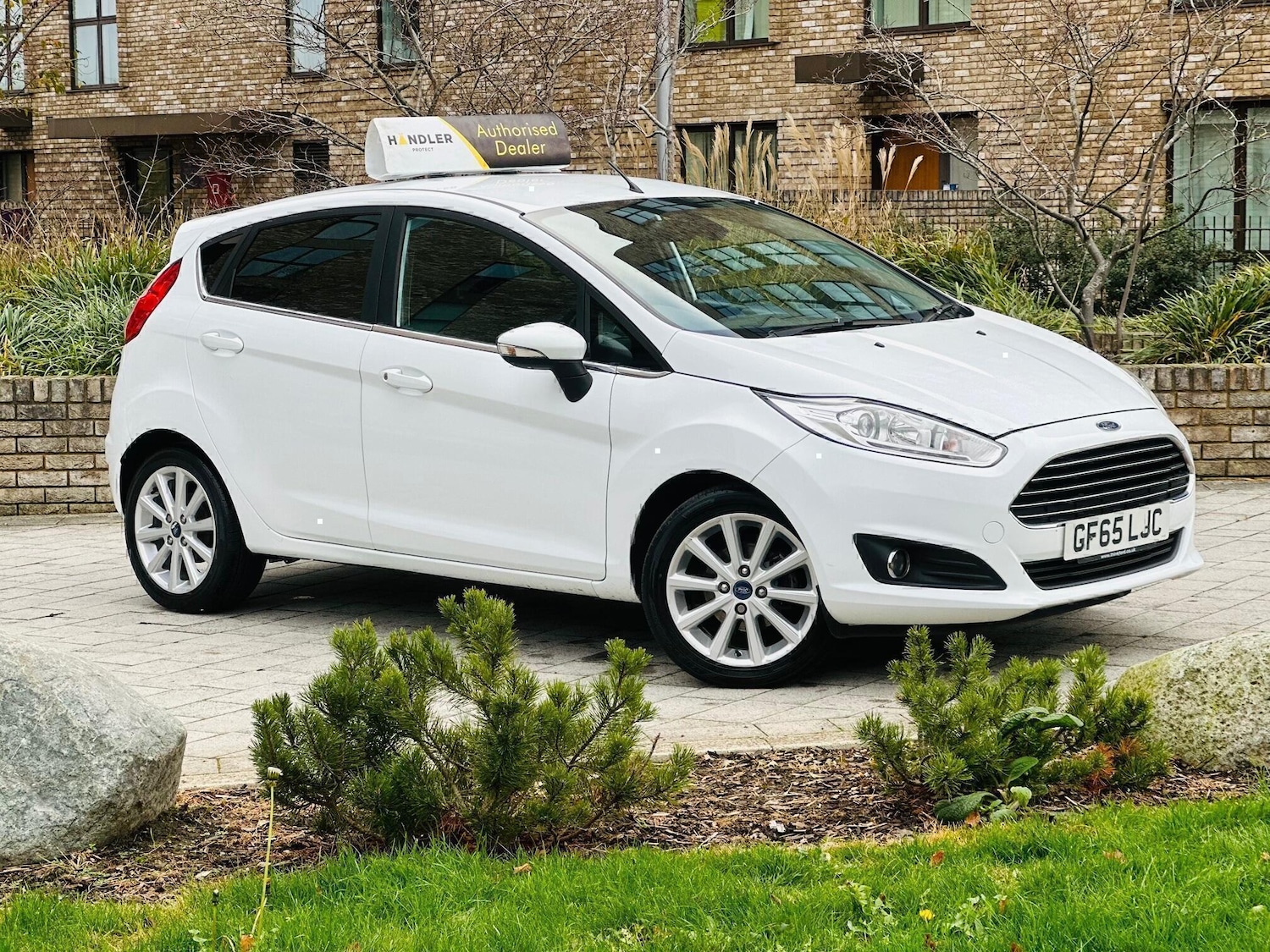 Used Ford Fiesta 2015 for sale - 76534993: Photo 1