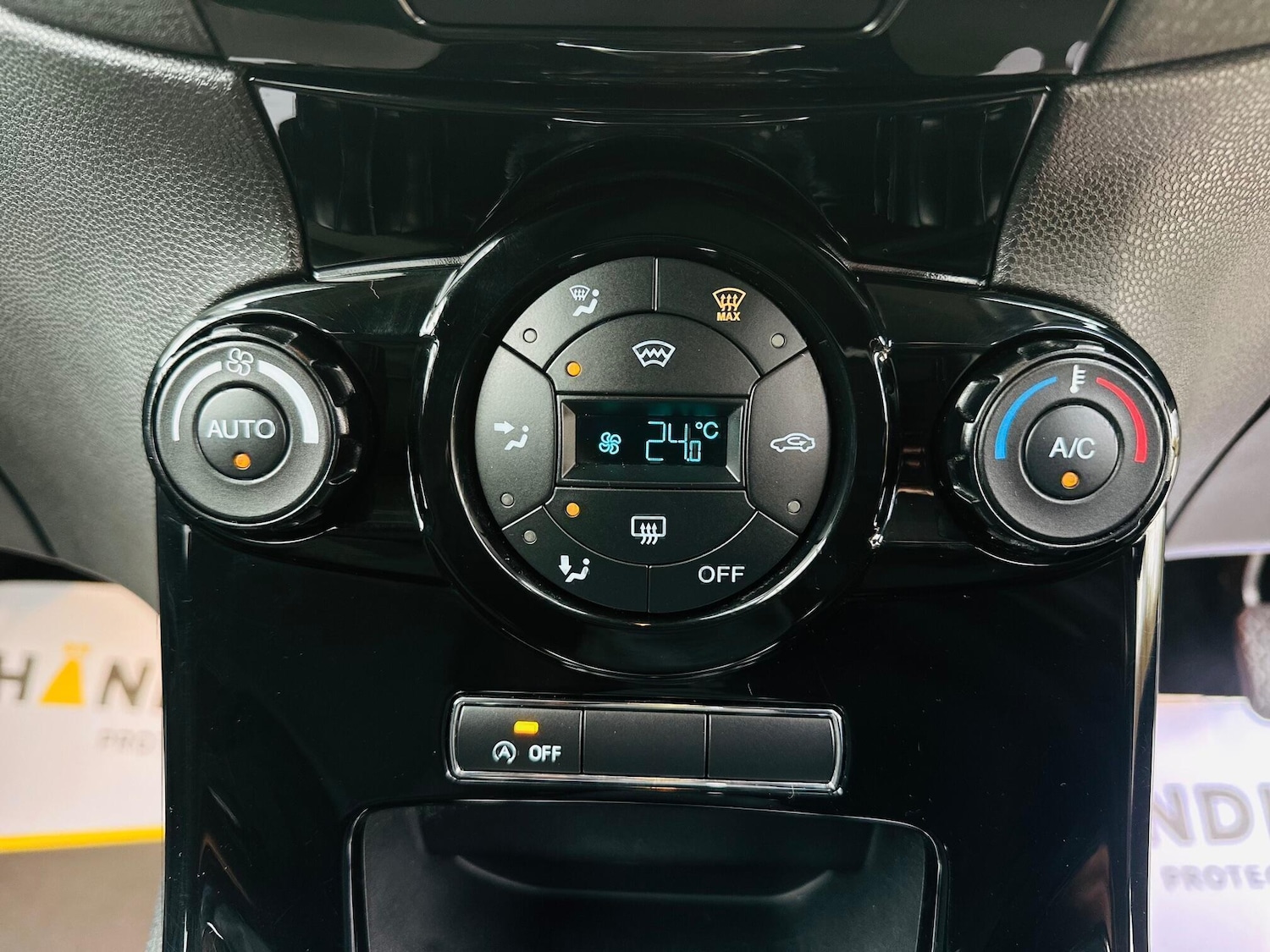 Used Ford Fiesta 2015 for sale - 76534993: Photo 15