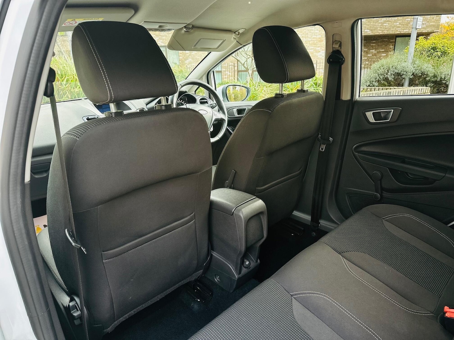 Used Ford Fiesta 2015 for sale - 76534993: Photo 26