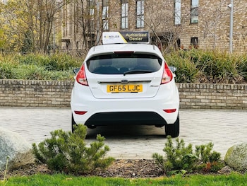 Used Ford Fiesta 2015 for sale - 76534993: Photo