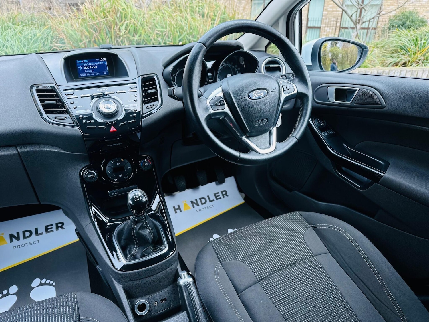 Used Ford Fiesta 2015 for sale - 76534993: Photo 8