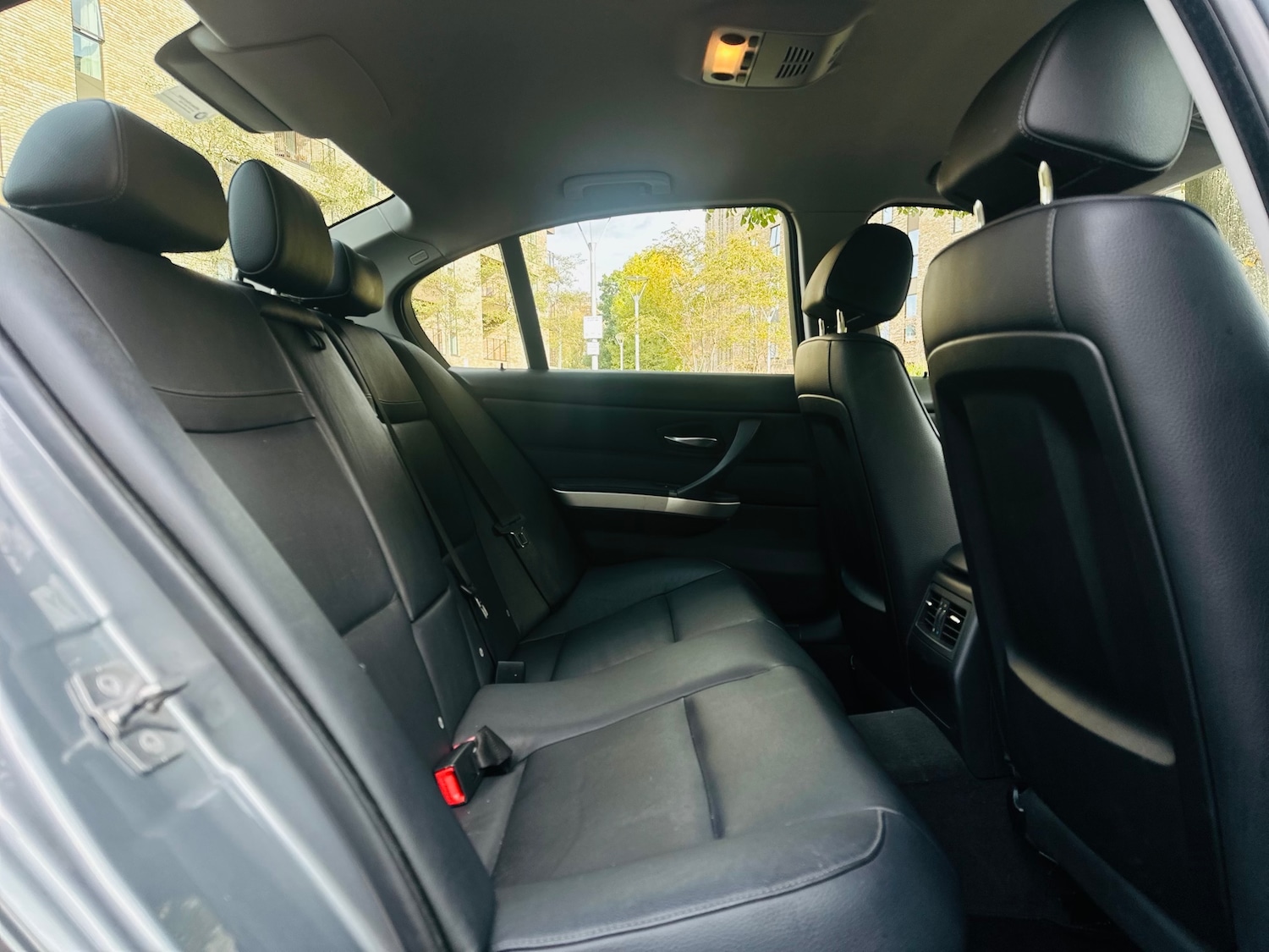 Used BMW 3 Series 2010 for sale - 76076075: Photo 19