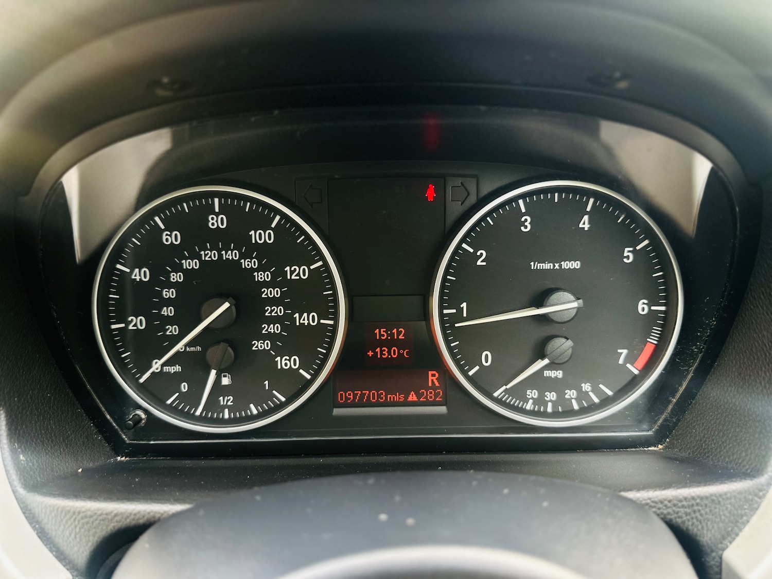 Used BMW 3 Series 2010 for sale - 76076075: Photo 31