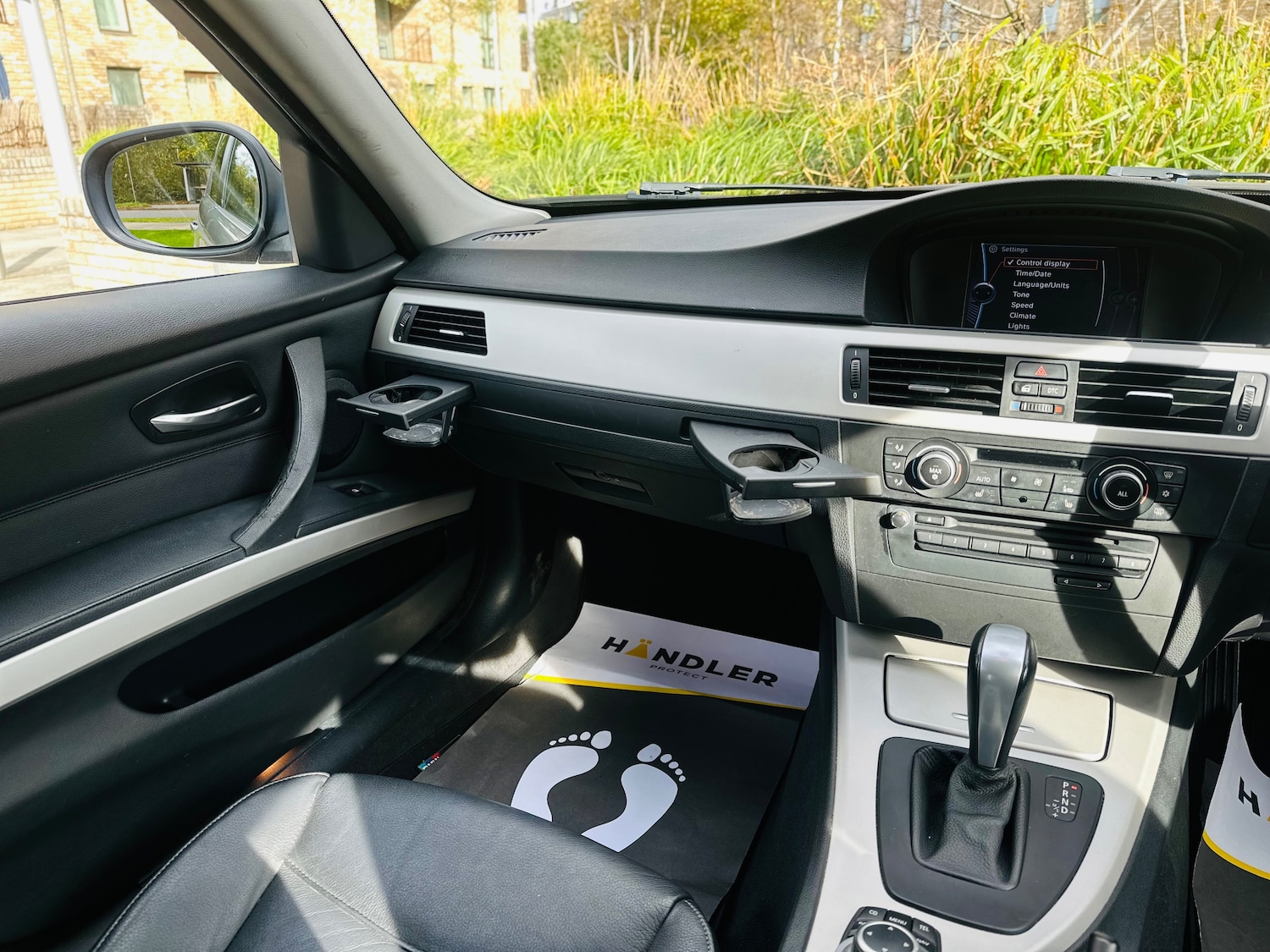 Used BMW 3 Series 2010 for sale - 76076075: Photo 37