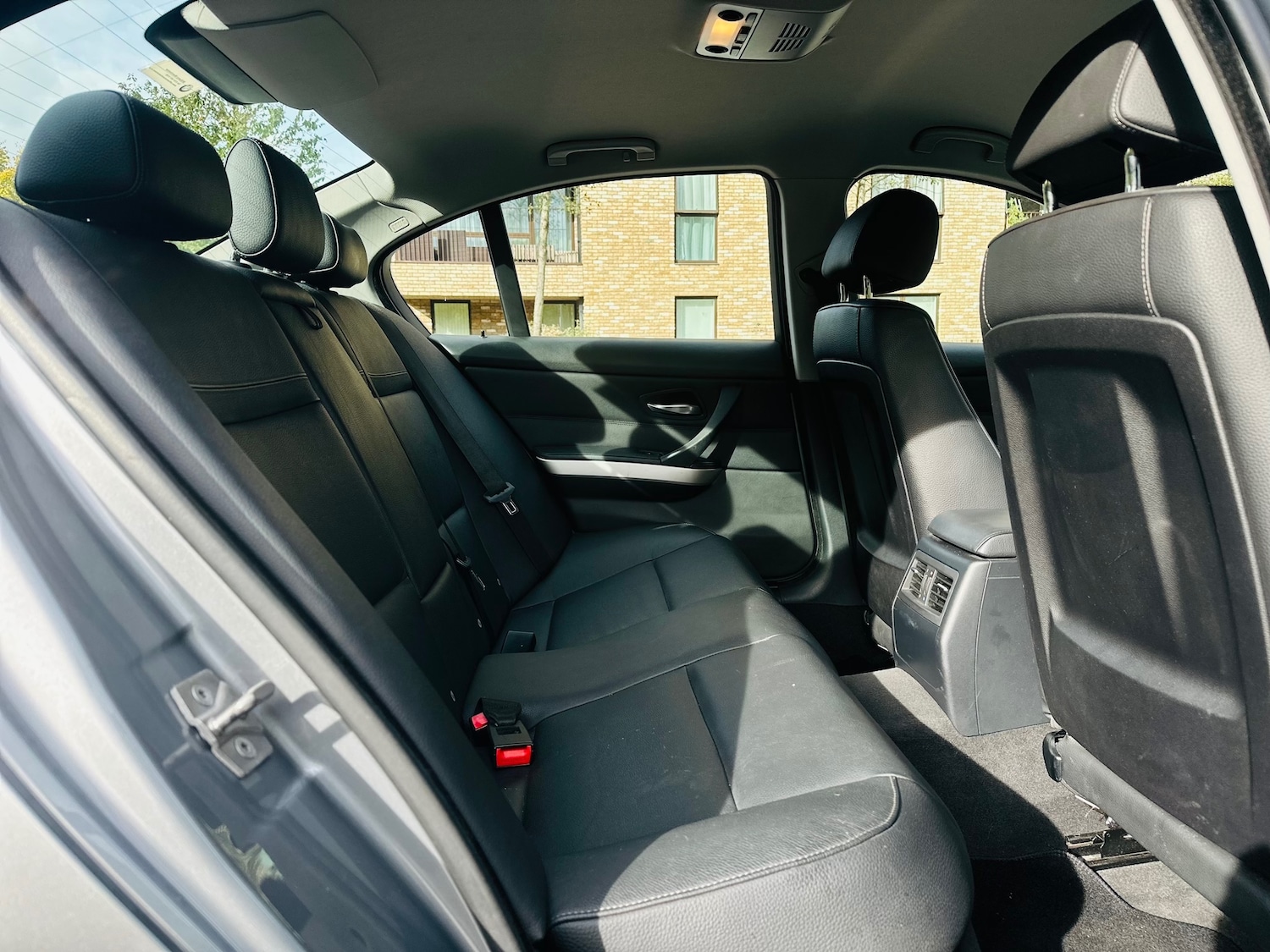 Used BMW 3 Series 2010 for sale - 76076075: Photo 49