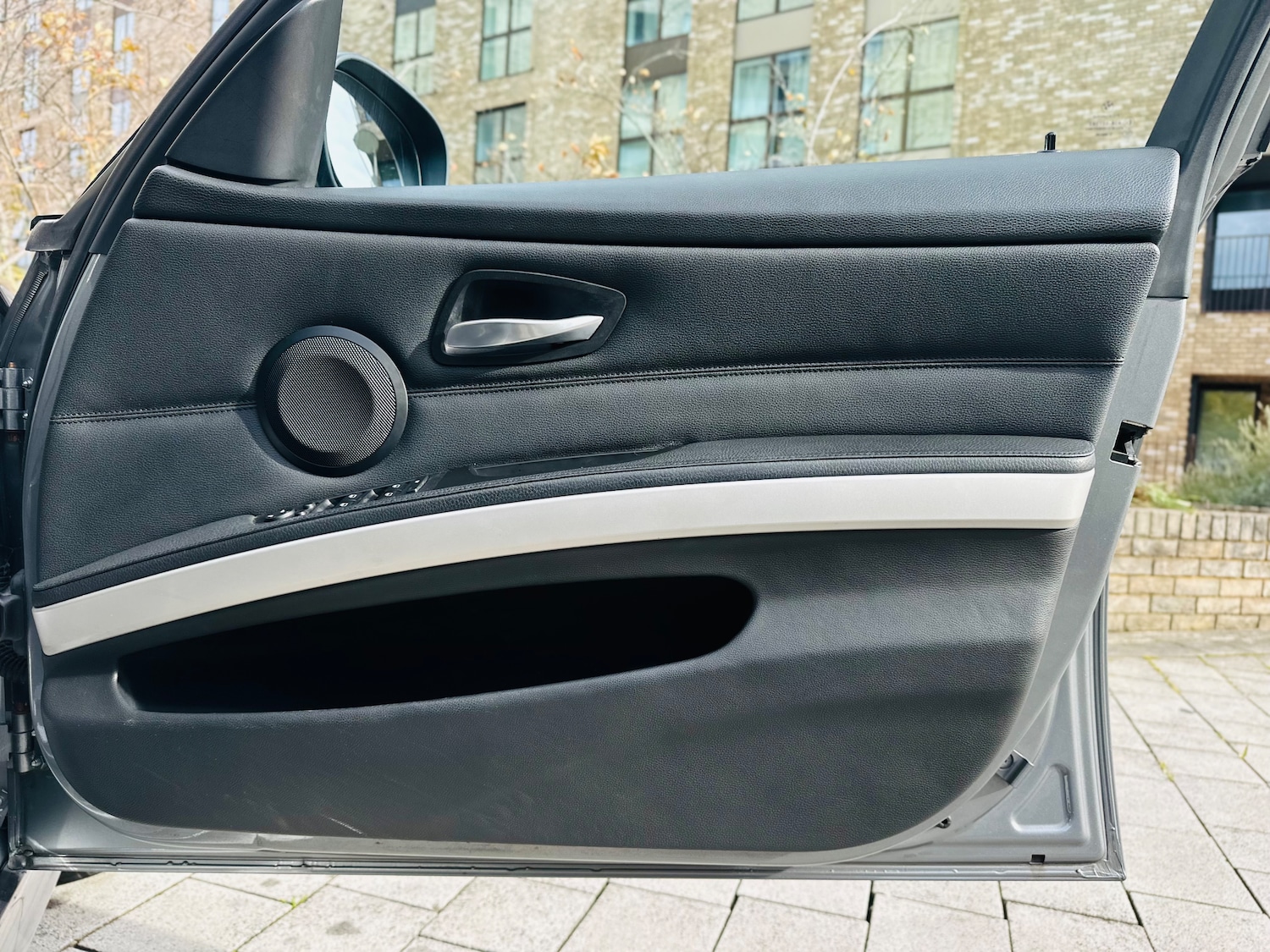 Used BMW 3 Series 2010 for sale - 76076075: Photo 53