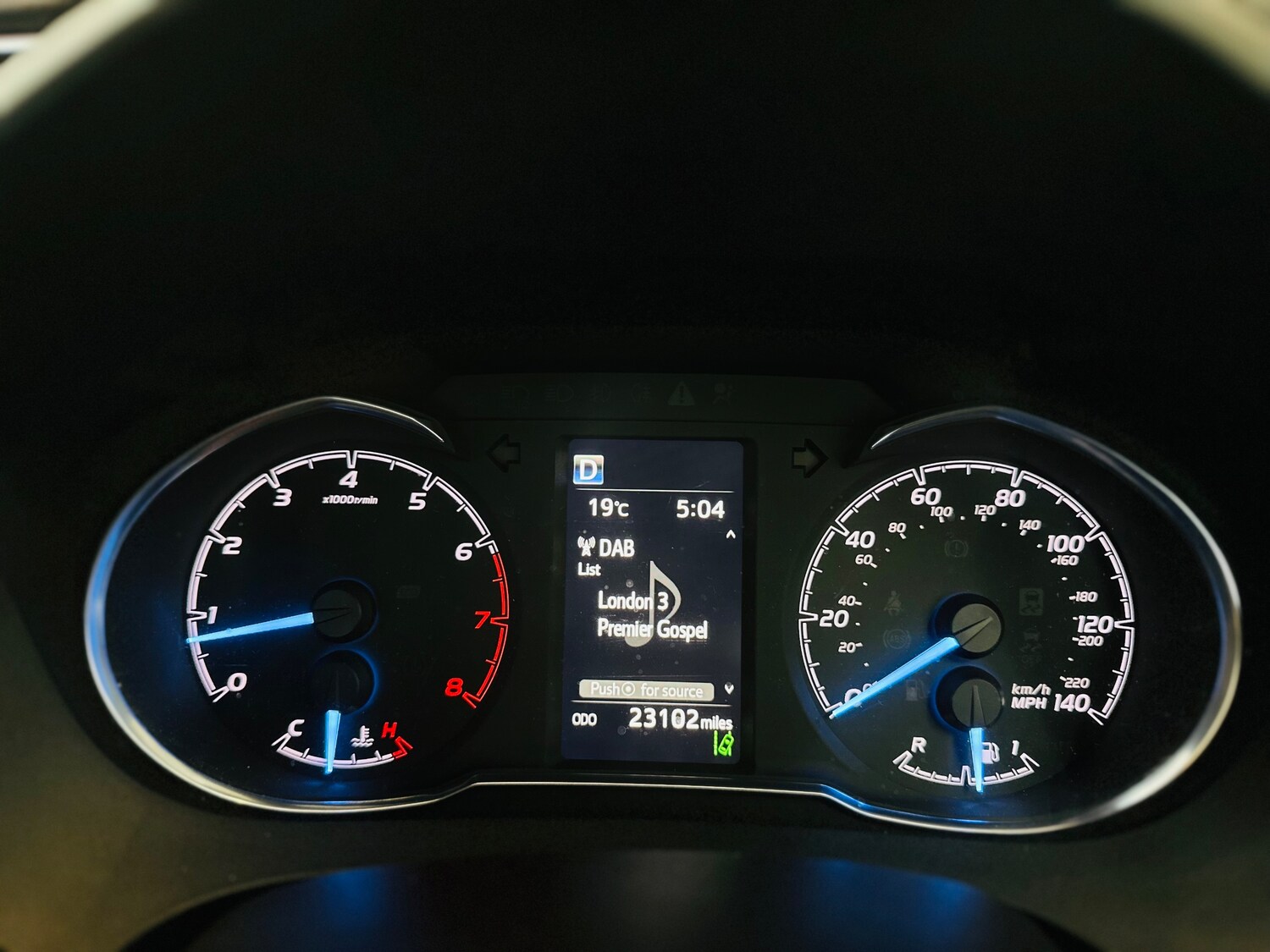 Used Toyota Yaris 2018 for sale - 76100252: Photo 39