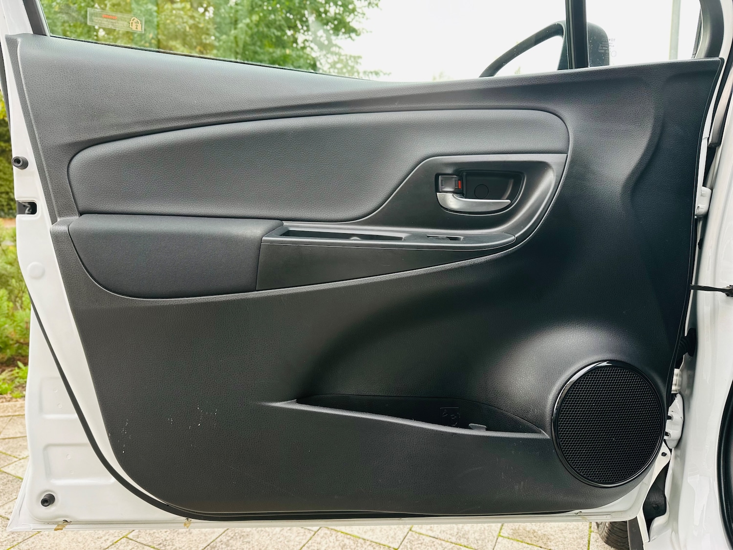 Used Toyota Yaris 2018 for sale - 76100252: Photo 47
