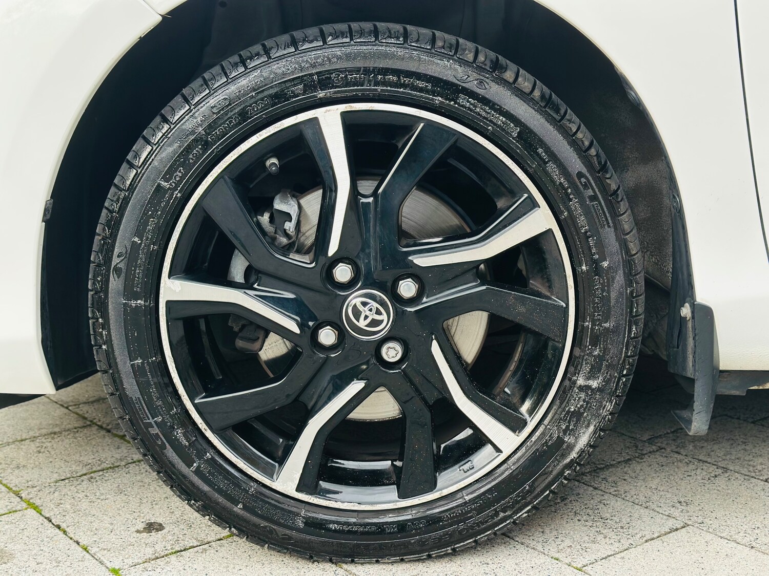 Used Toyota Yaris 2018 for sale - 76100252: Photo 61