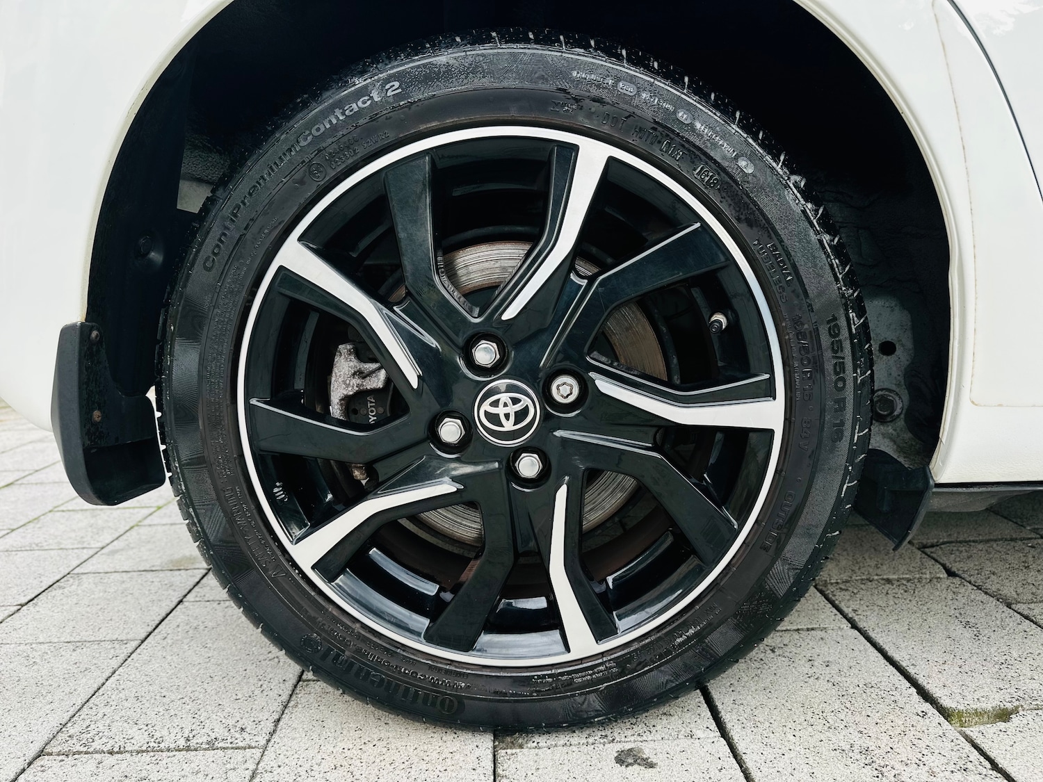 Used Toyota Yaris 2018 for sale - 76100252: Photo 63