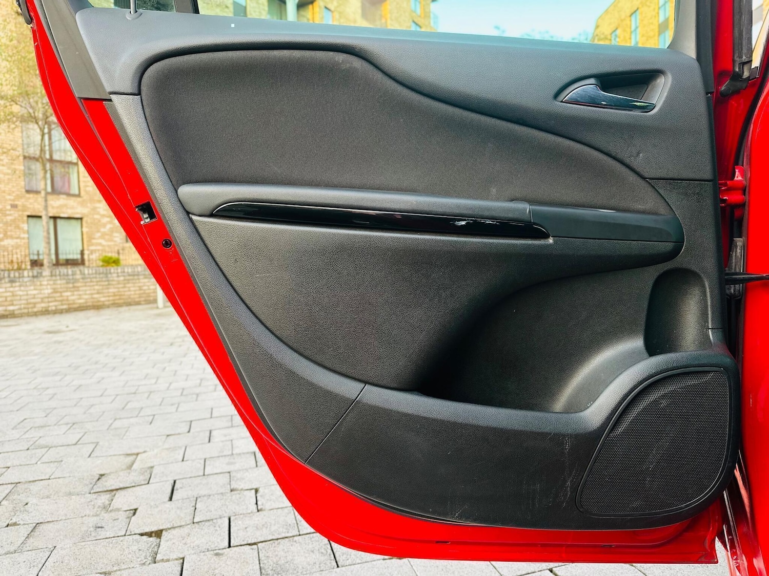 Used Vauxhall Zafira Tourer 2015 for sale - 76505097: Photo 14