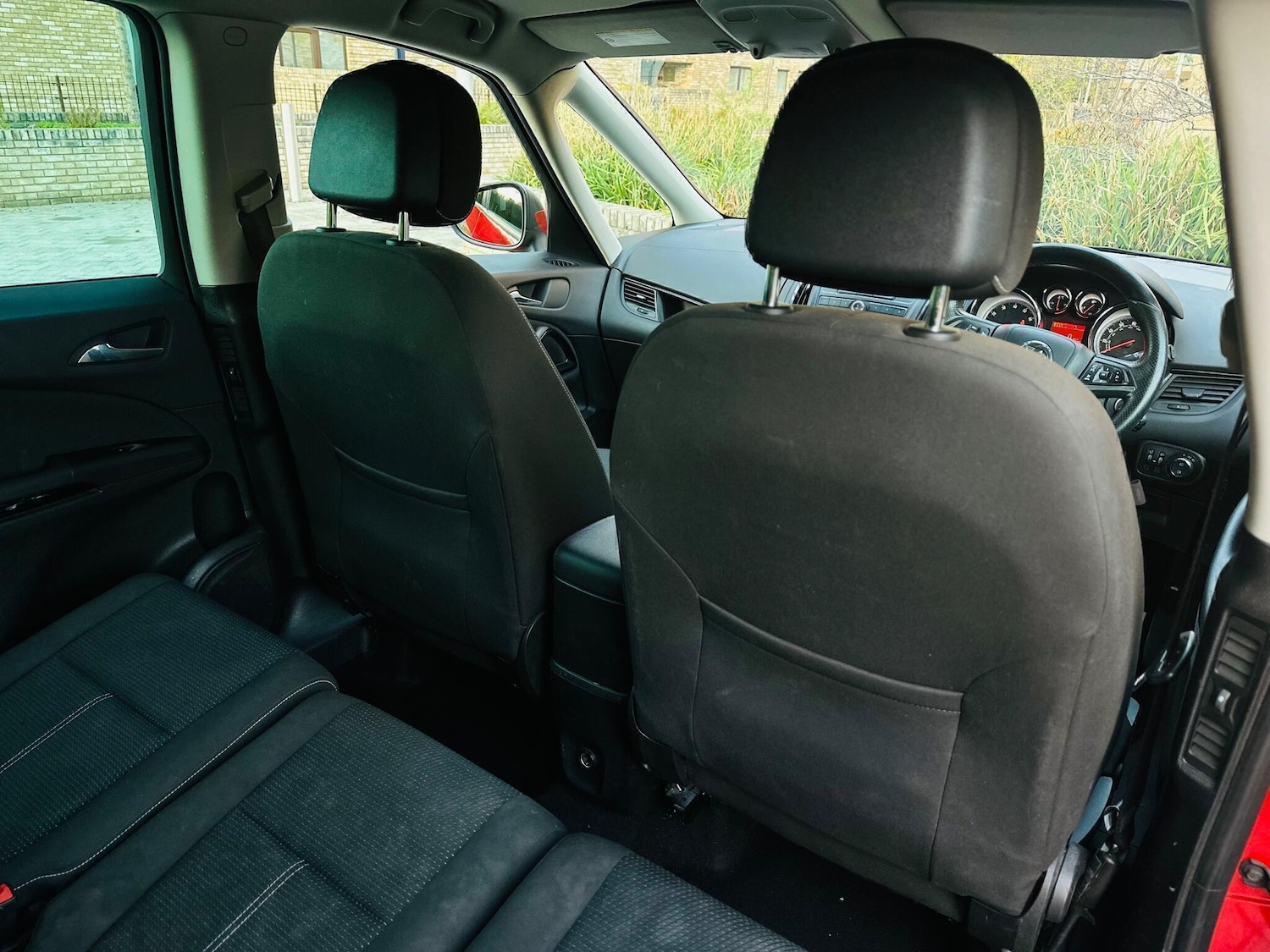 Used Vauxhall Zafira Tourer 2015 for sale - 76505097: Photo 16