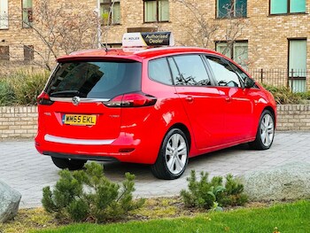 Used Vauxhall Zafira Tourer 2015 for sale - 76505097: Photo