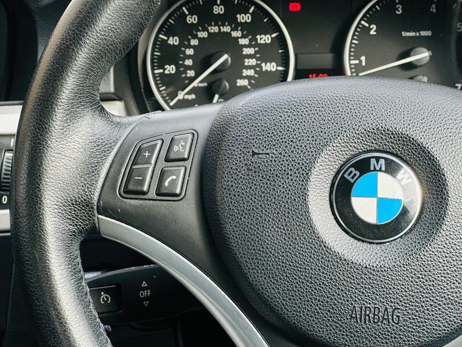 Used BMW 3 Series 2010 for sale - 76505090: Photo 34