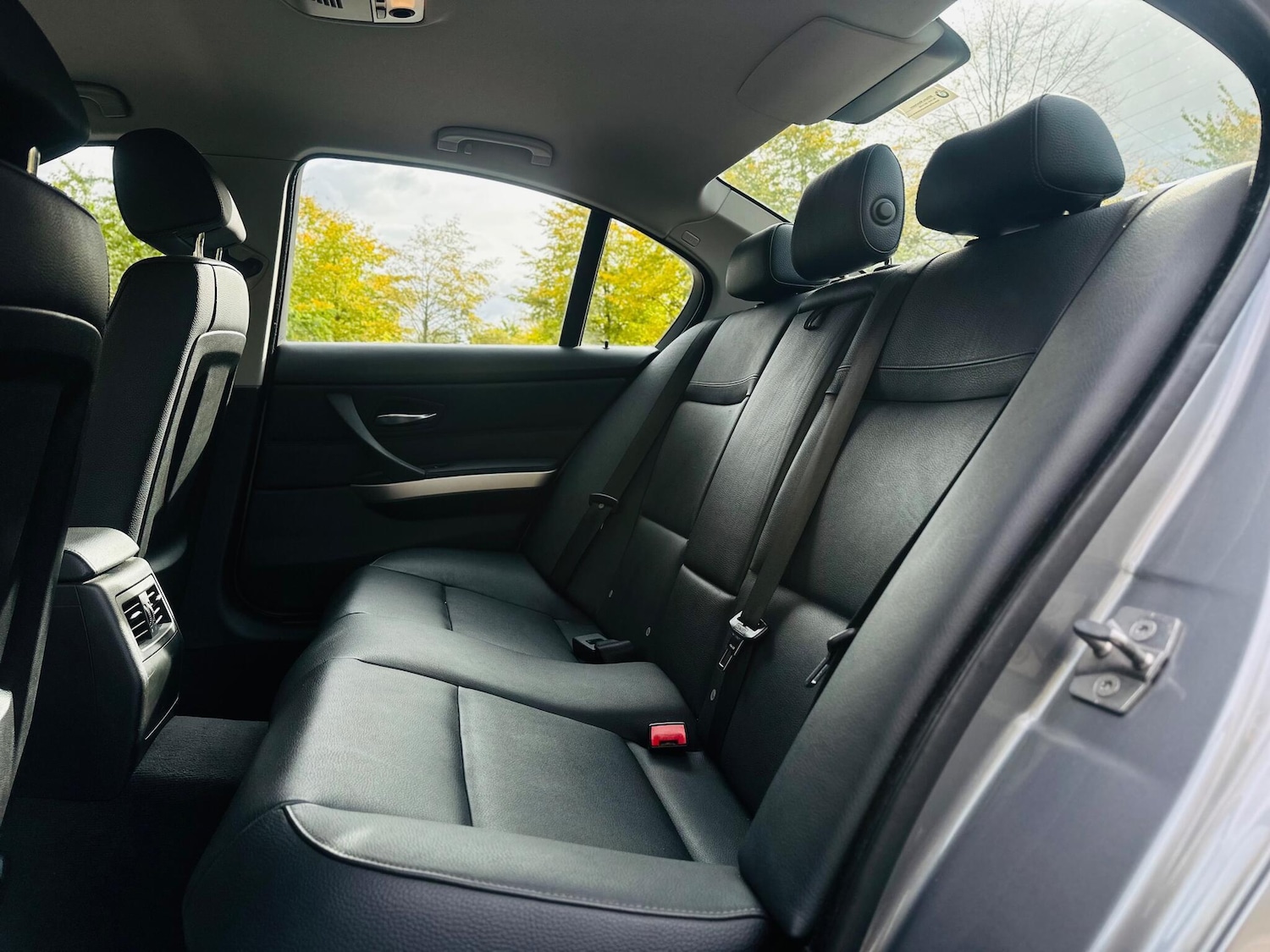 Used BMW 3 Series 2010 for sale - 76505090: Photo 43