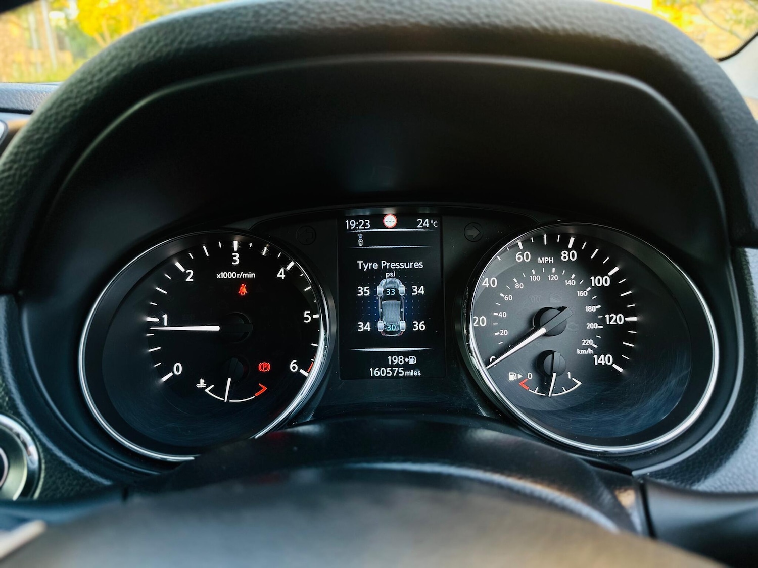 Used Nissan Qashqai for sale - 76505109: Photo 39