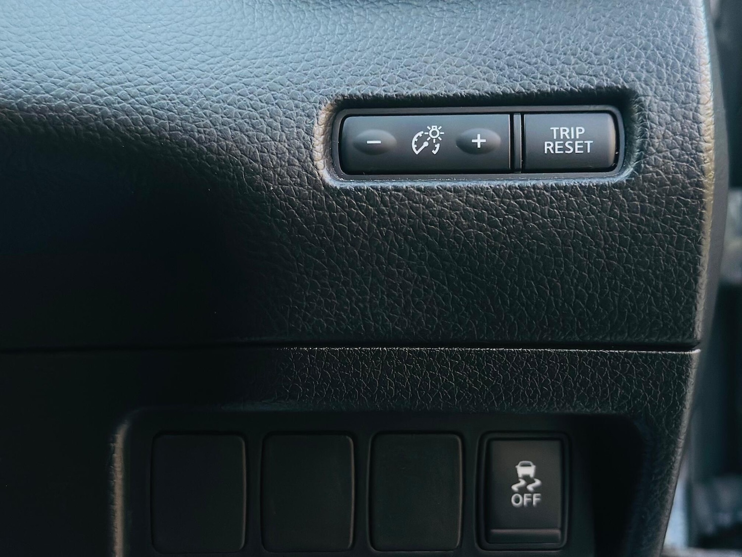 Used Nissan Qashqai for sale - 76505109: Photo 51