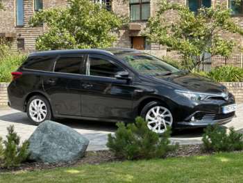 2018 (67) - 1.8 VVT-h Icon Tech Touring Sports CVT Euro 6 (s/s) 5dr