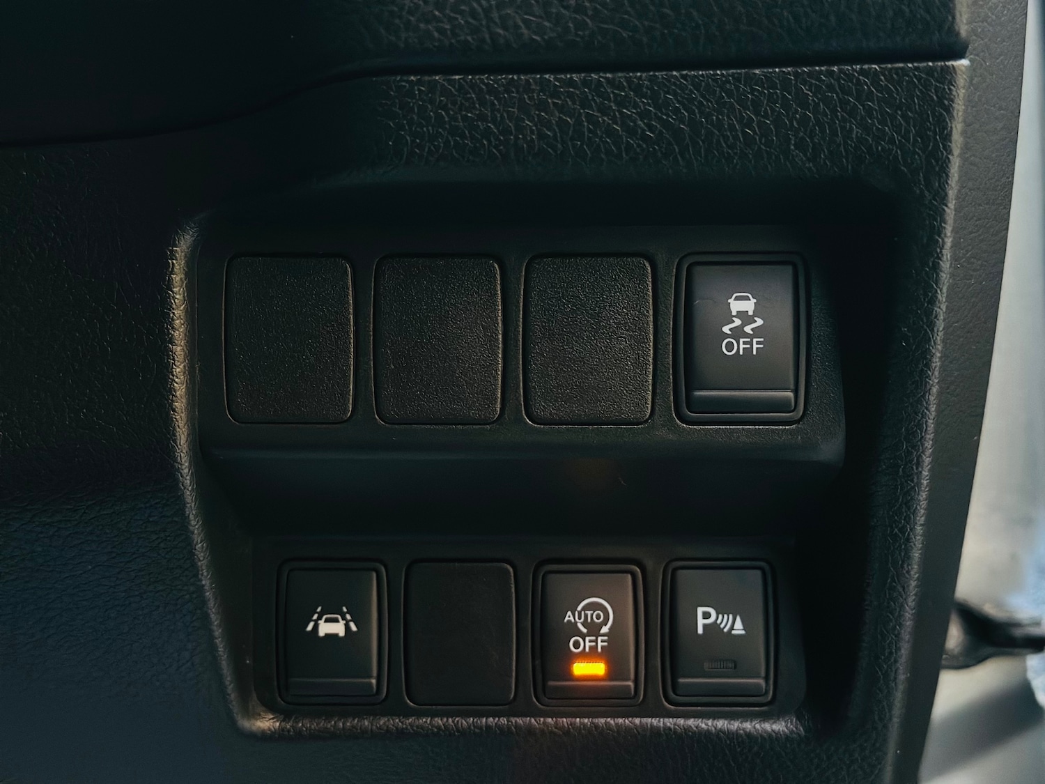 Used Nissan Qashqai 2014 for sale - 76076076: Photo 52