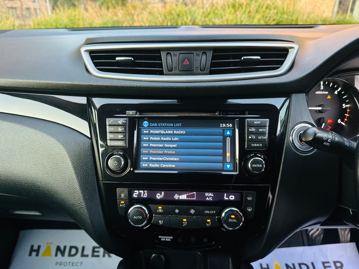 Used Nissan Qashqai 2014 for sale - 76076076: Photo 57