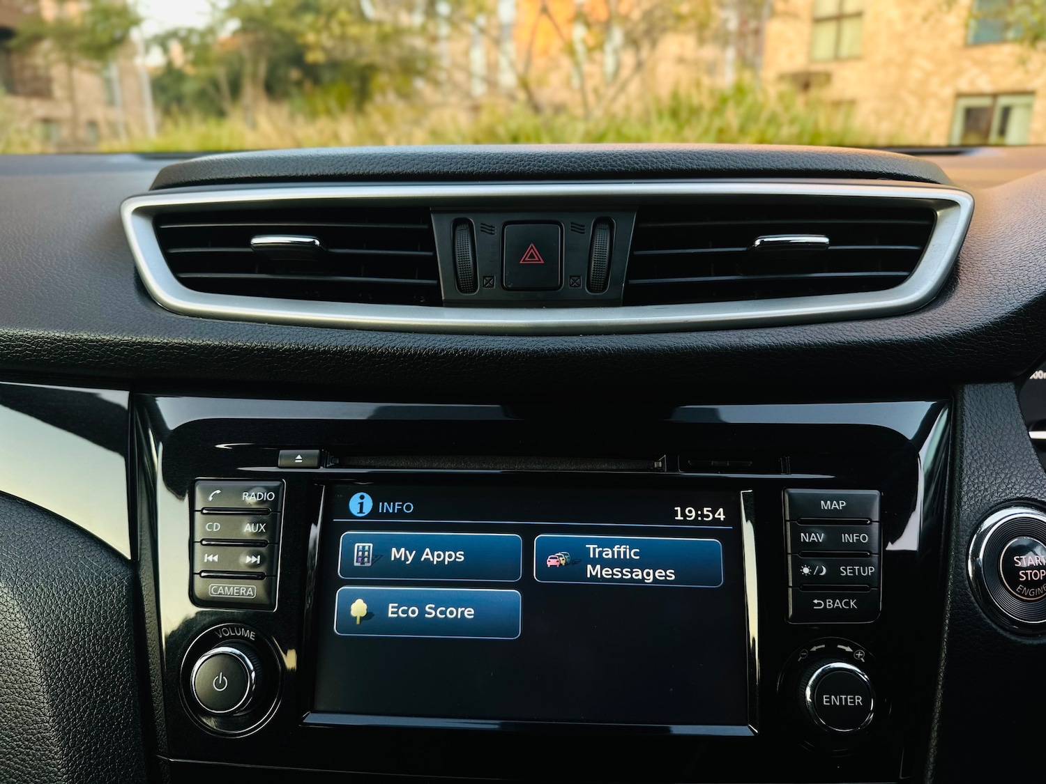 Used Nissan Qashqai 2014 for sale - 76076076: Photo 62