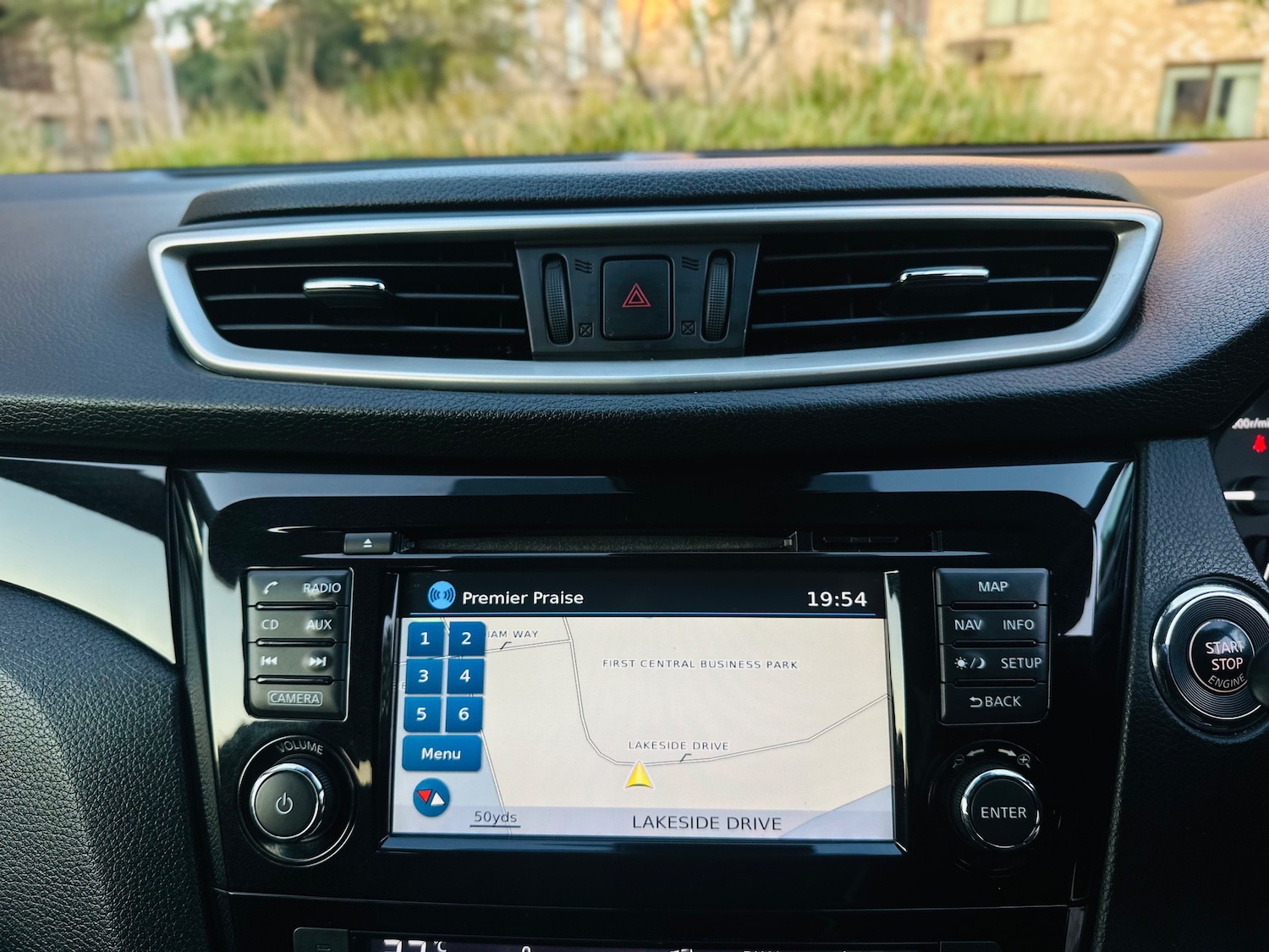 Used Nissan Qashqai 2014 for sale - 76076076: Photo 63