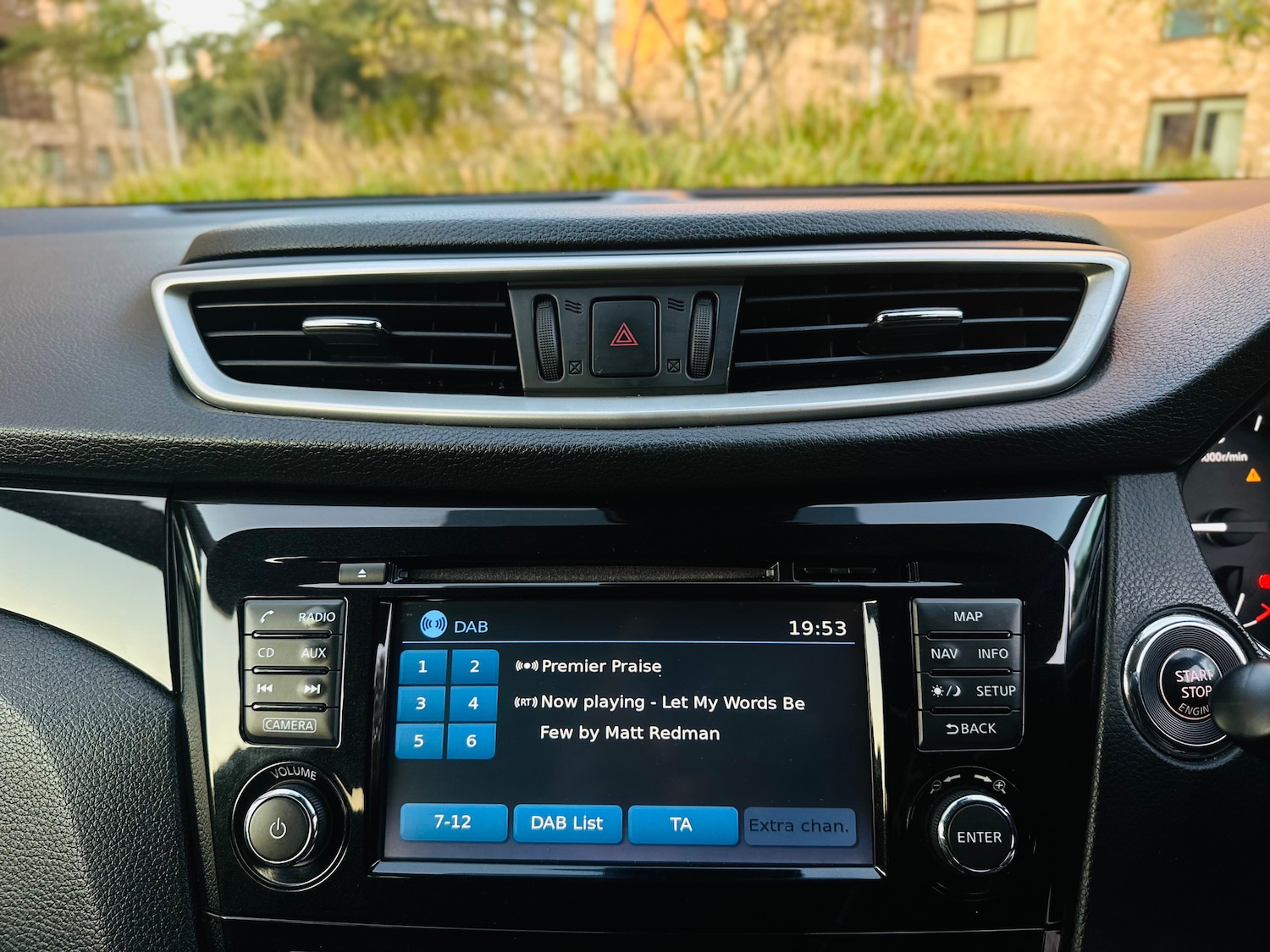 Used Nissan Qashqai 2014 for sale - 76076076: Photo 64