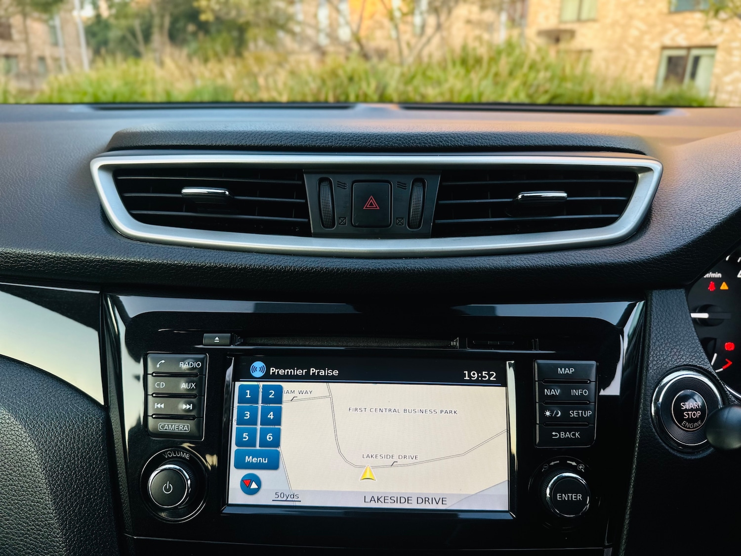 Used Nissan Qashqai 2014 for sale - 76076076: Photo 67