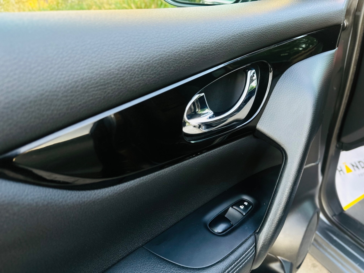 Used Nissan Qashqai 2014 for sale - 76076076: Photo 97