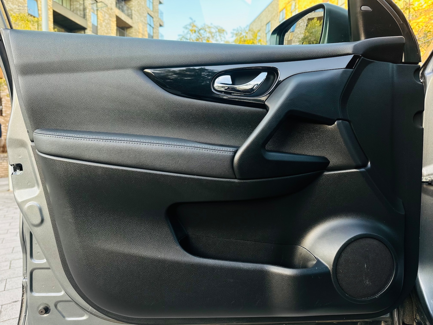 Used Nissan Qashqai 2014 for sale - 76076076: Photo 98