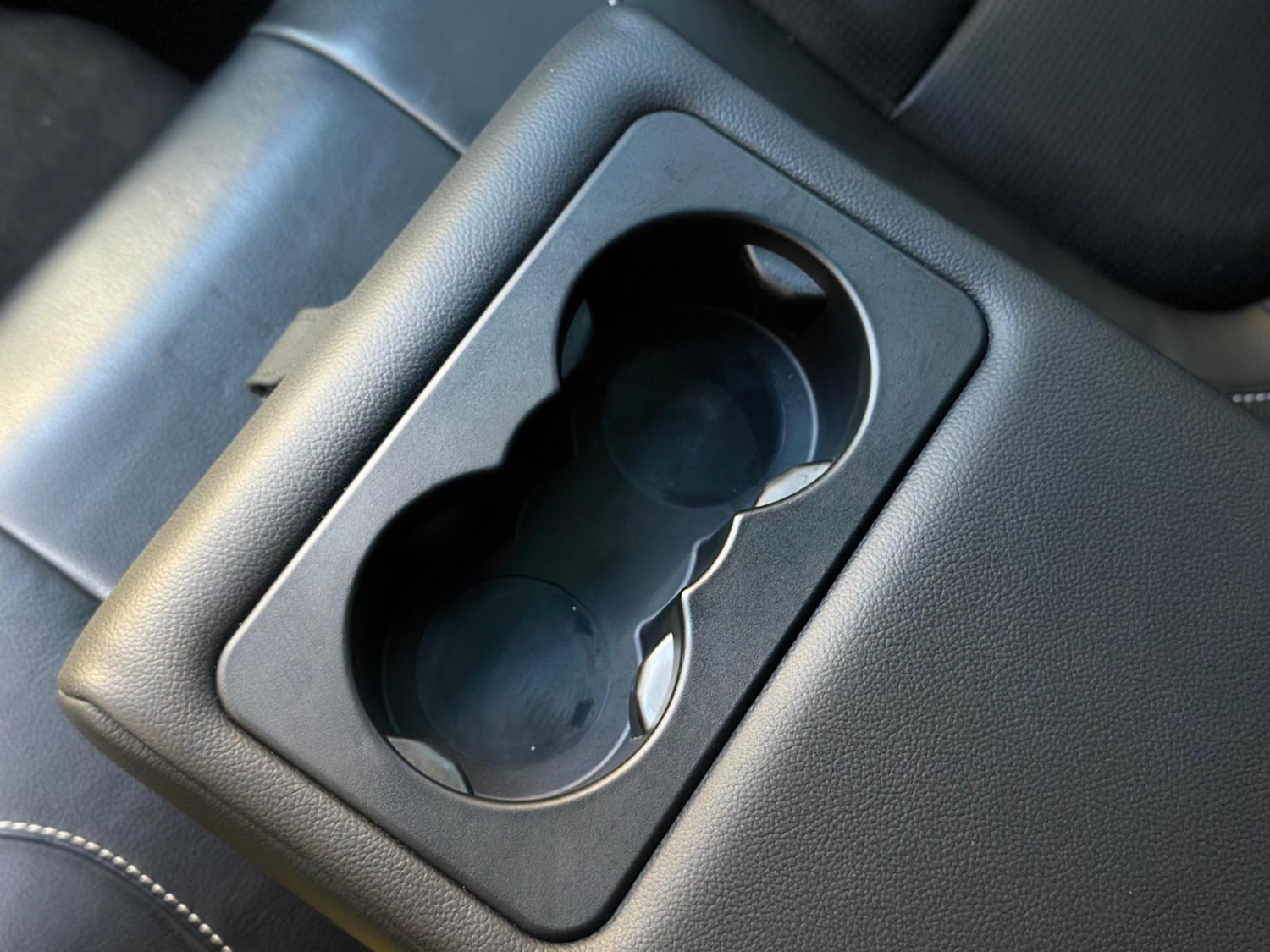 Used Jaguar F-Pace 2017 for sale - 76076079: Photo 74