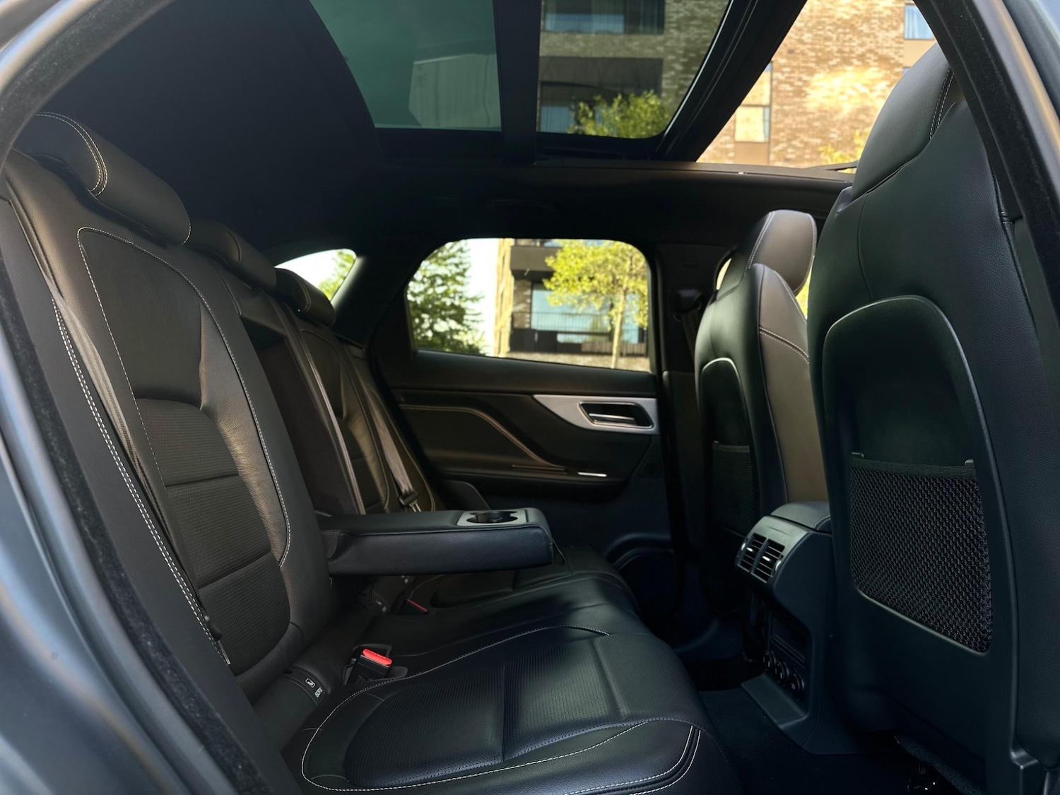 Used Jaguar F-Pace 2017 for sale - 76076079: Photo 75