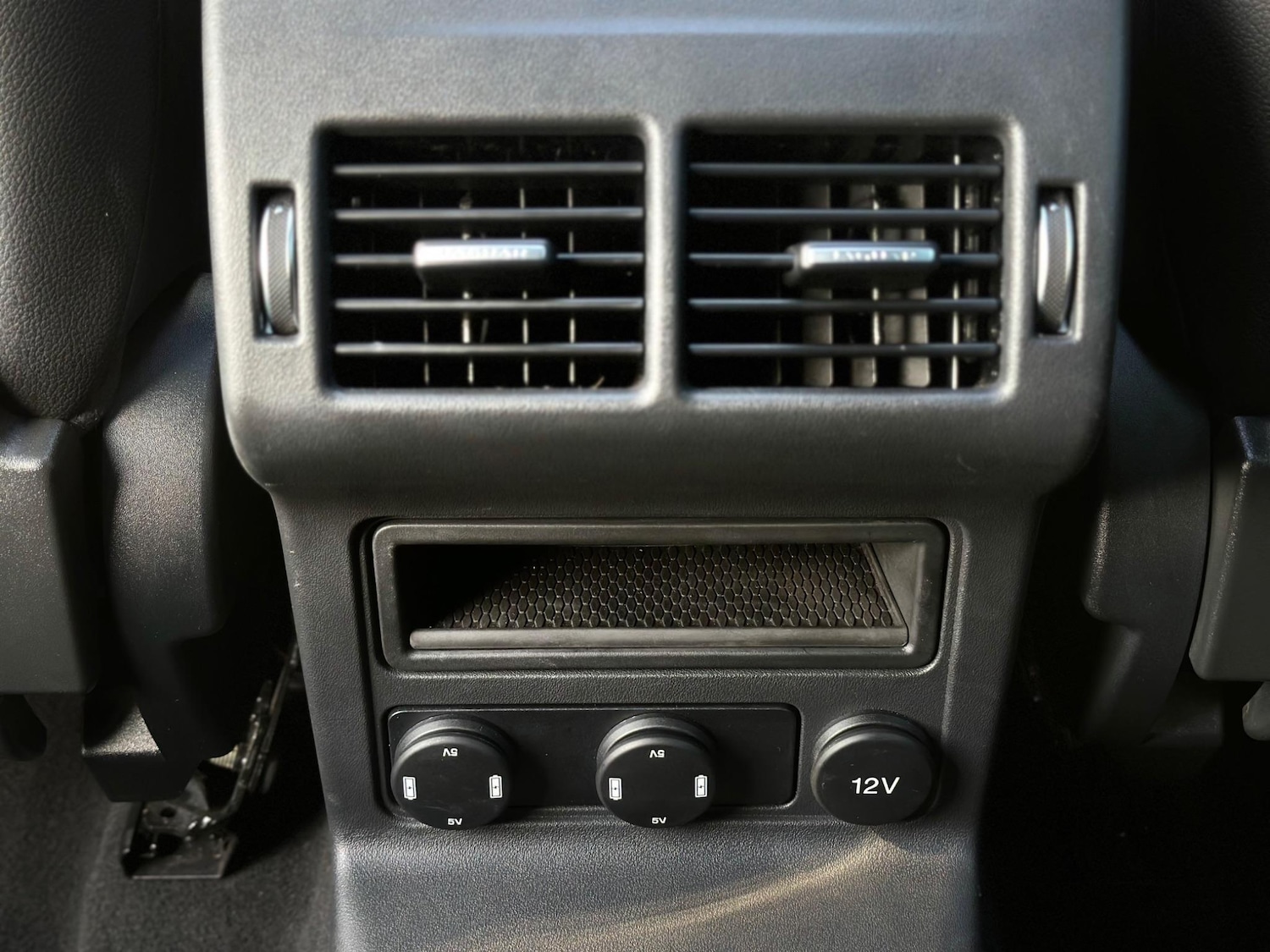 Used Jaguar F-Pace 2017 for sale - 76076079: Photo 78