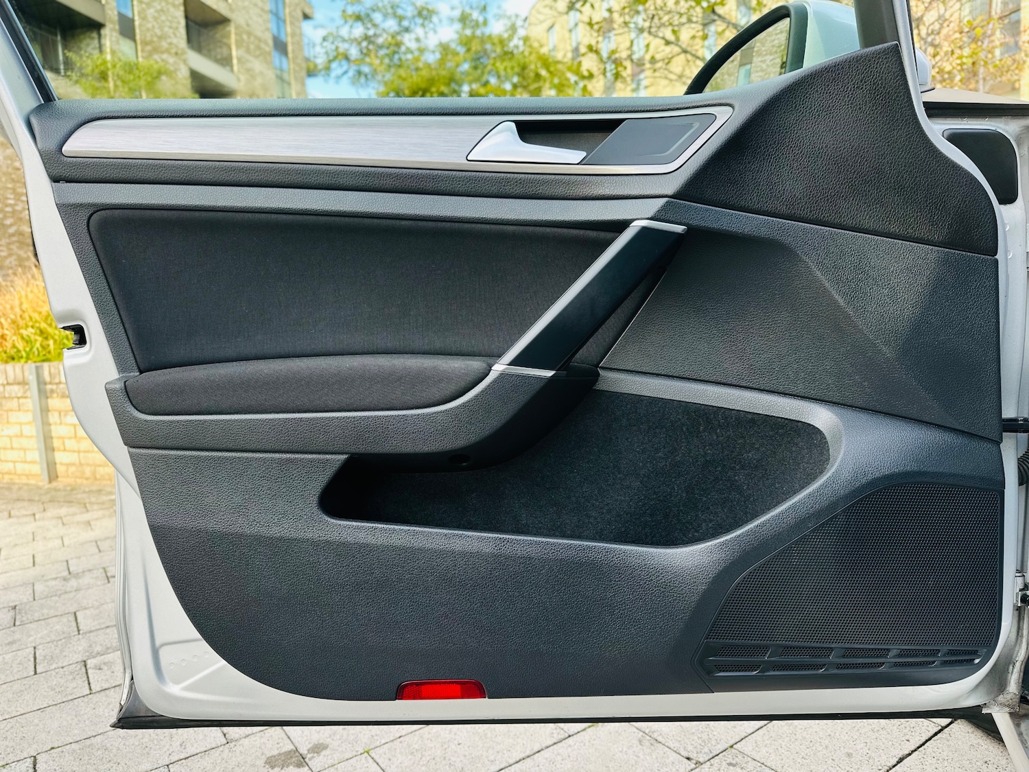 Used Volkswagen Golf 2015 for sale - 76076077: Photo 51