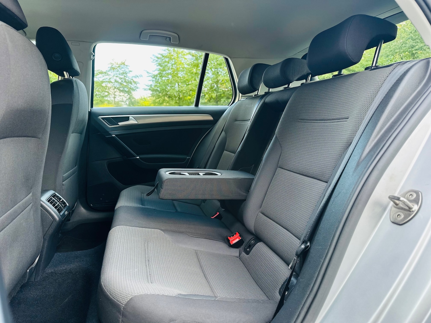 Used Volkswagen Golf 2015 for sale - 76076077: Photo 60