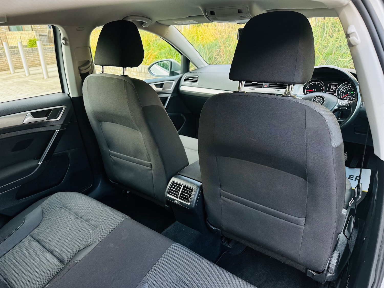 Used Volkswagen Golf 2015 for sale - 76076077: Photo 64