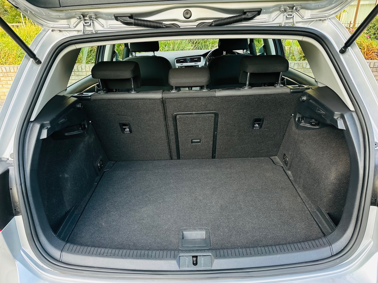 Used Volkswagen Golf 2015 for sale - 76076077: Photo 65