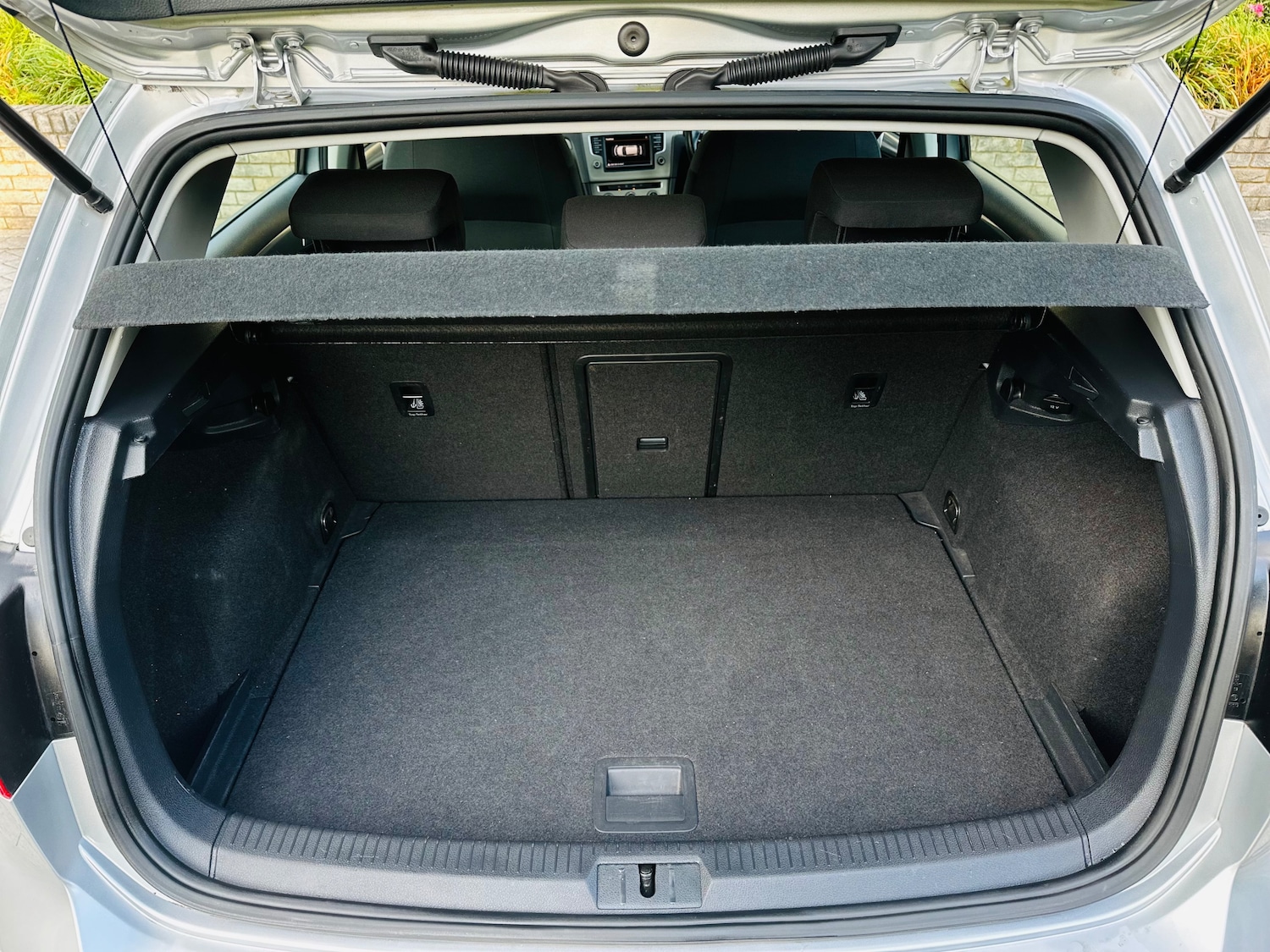 Used Volkswagen Golf 2015 for sale - 76076077: Photo 66