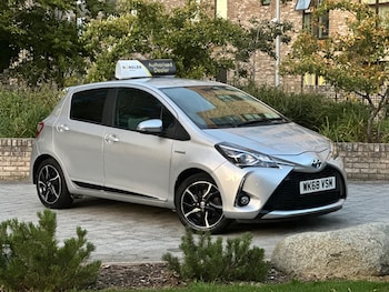 Used Toyota Yaris 2018 for sale - 76076082: Photo