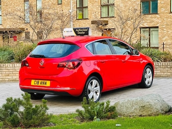 Used Vauxhall Astra 2014 for sale - 76505106: Photo