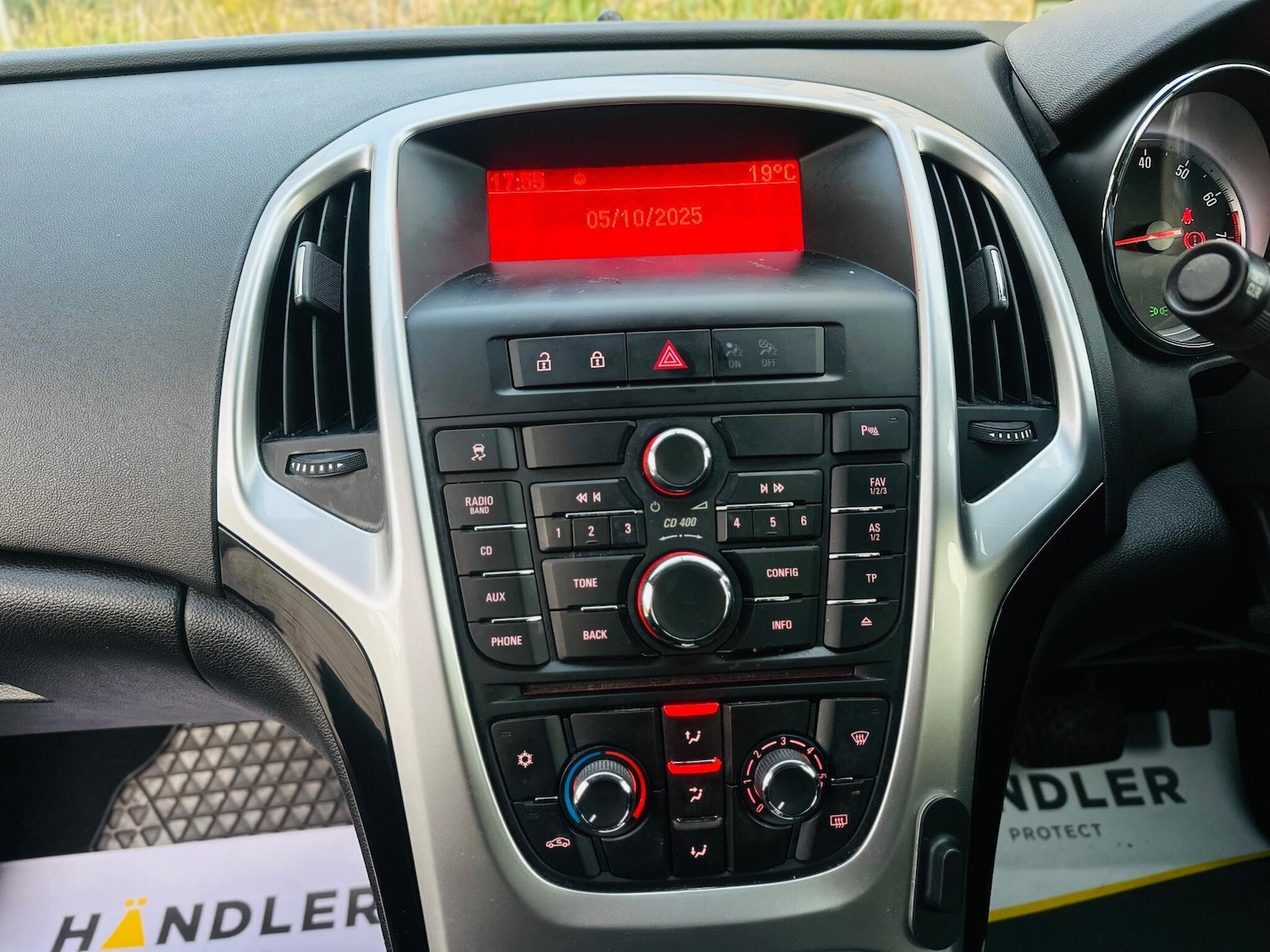 Used Vauxhall Astra 2014 for sale - 76505106: Photo 34