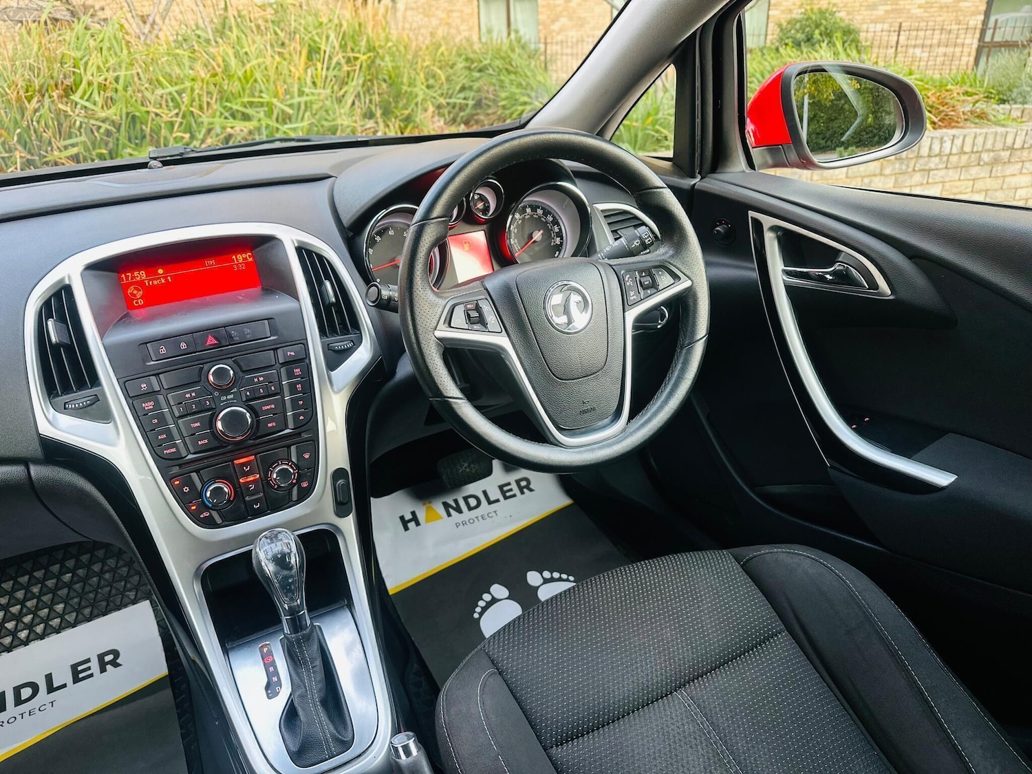 Used Vauxhall Astra 2014 for sale - 76505106: Photo 4