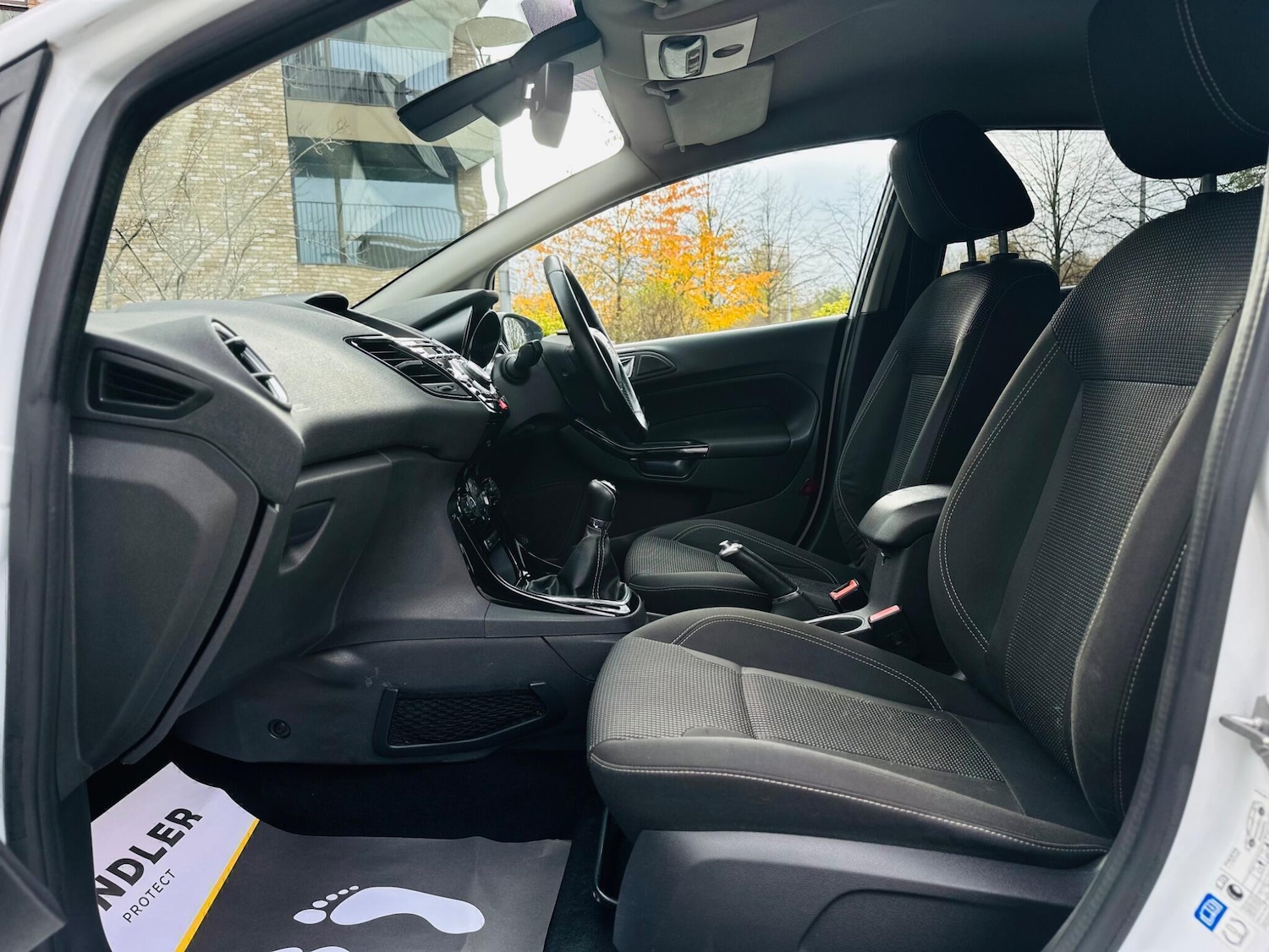 Used Ford Fiesta 2015 for sale - 76552109: Photo 17