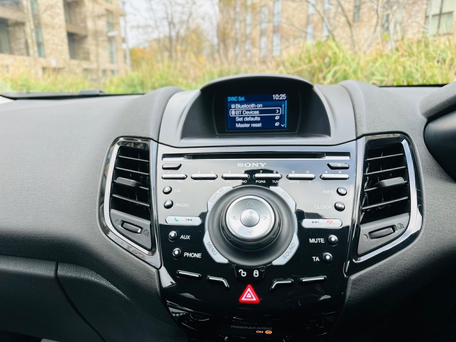 Used Ford Fiesta 2015 for sale - 76552109: Photo 33