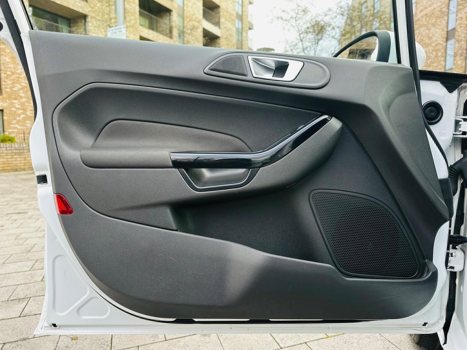 Used Ford Fiesta 2015 for sale - 76552109: Photo 45