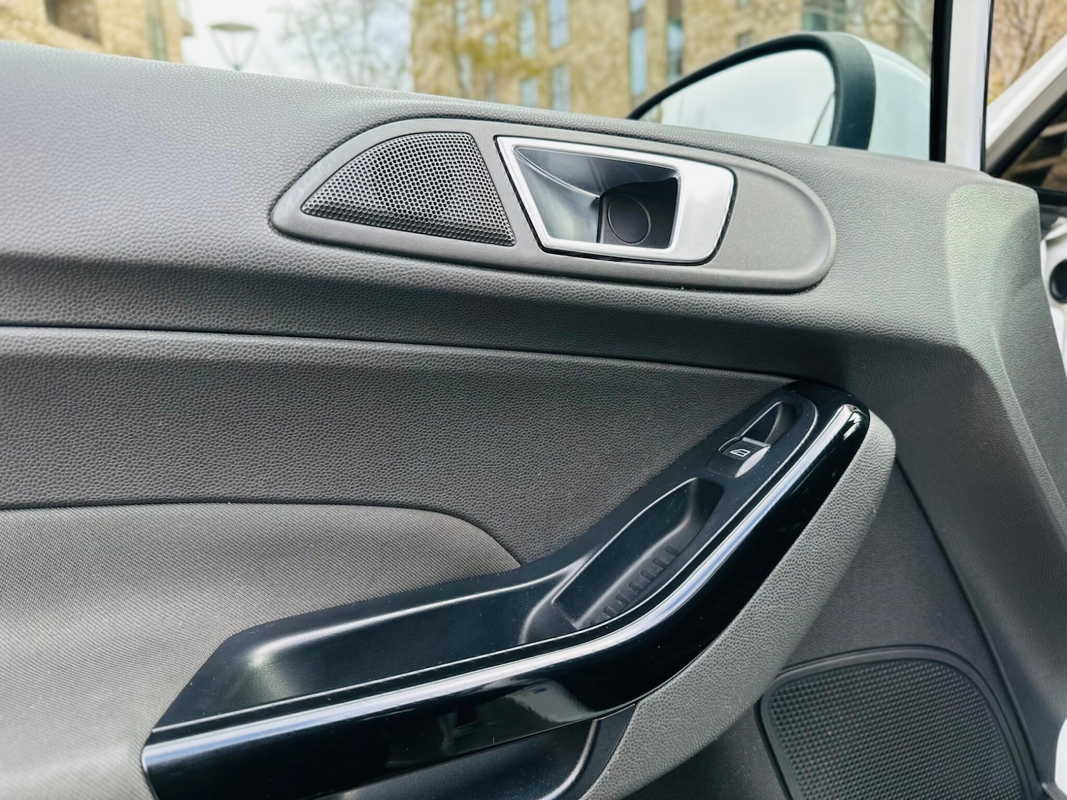 Used Ford Fiesta 2015 for sale - 76552109: Photo 46